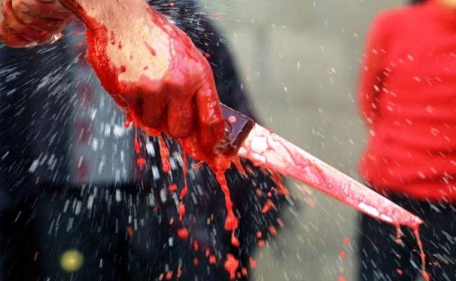 «Βράζει» η Μυτιλήνη: Μετανάστες μαχαίρωσαν υπάλληλο καταστήματος